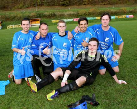 Fussball 2. Klasse D. Patrick Kueschnig, Bernhard Lettner, Mario Kaimbacher, Sandro Selis, Thomas Pucher, Kevin Pucher (Lavamuend). Lavamuend, am 19.10.2013.
Foto: Kuess
---
pressefotos, pressefotografie, kuess, qs, qspictures, sport, bild, bilder, bilddatenbank