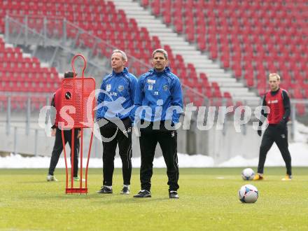 Fussball Bundesliga. Training WAC. Klagenfurt, am 7.2.2014. Trainer Dietmar Kuehbauer, Co-Trainer Manfred Nastl.
Foto: Kuess

---
pressefotos, pressefotografie, kuess, qs, qspictures, sport, bild, bilder, bilddatenbank