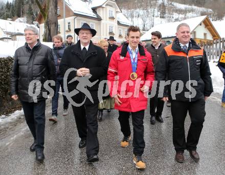 Schi Alpin. Empfang Abfahrtsolympiasieger Matthias Mayer.  Festzug, Matthias Mayer, Landeshauptmann Peter Kaiser, Bischof Schwarz.  Afritz, am 22.2.2014.
Foto: Kuess
---
pressefotos, pressefotografie, kuess, qs, qspictures, sport, bild, bilder, bilddatenbank