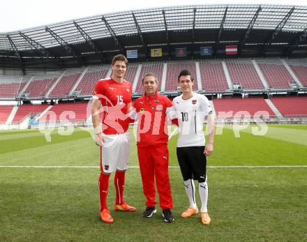Fussball. Laenderspiel Oesterreich gegen Uruguay. Pressekonferenz Oesterreichischer Fussballverband.  Sebastian Proedl, Marcel Koller, Zlatko Junuzovic. Klagenfurt, 3.3.2013.
Foto: Kuess

---
pressefotos, pressefotografie, kuess, qs, qspictures, sport, bild, bilder, bilddatenbank