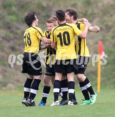 Fussball 1. Klasse D. Griffen gegen Klopeiner See. Torjubel (Griffen). Griffen, am 5.4.1014.
Foto: Kuess
---
pressefotos, pressefotografie, kuess, qs, qspictures, sport, bild, bilder, bilddatenbank