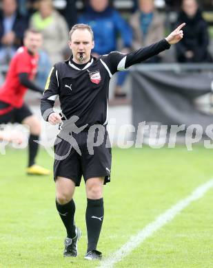 Fussball Kaerntner Liga. SG Annabichler Austria Amateure gegen Maria Saal.  Schiedsrichter Rene Bichler. Annabichl am 21.4.2014.
Foto: Kuess
---
pressefotos, pressefotografie, kuess, qs, qspictures, sport, bild, bilder, bilddatenbank