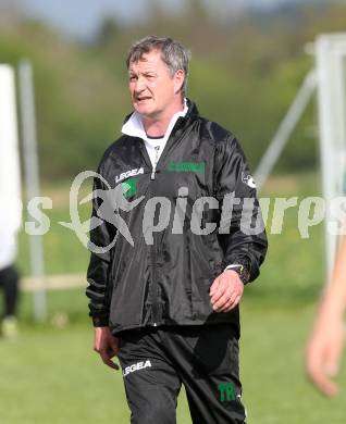 Fussball. Unterliga Ost. Kuehnsdorf gegen St. Stefan. Trainer Peter Kienleitner (St. Stefan). Kuehnsdorf, 26. 4.2014.
Foto: Kuess
---
pressefotos, pressefotografie, kuess, qs, qspictures, sport, bild, bilder, bilddatenbank