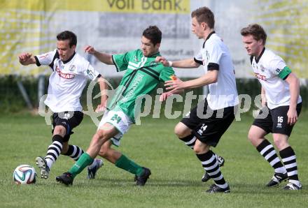 Fussball. Unterliga Ost. Kuehnsdorf gegen St. Stefan. Stefan Golautschnig, Nico Hrstic, Tim Diego Serno (Kuehnsdorf), Stephan Baumgartner (St. Stefan). Kuehnsdorf, 26. 4.2014.
Foto: Kuess
---
pressefotos, pressefotografie, kuess, qs, qspictures, sport, bild, bilder, bilddatenbank