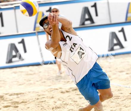 Beachvolleyball Grand Slam. Daniele Lupo (ITA). Klagenfurt, 3.8.2014.
Foto: Kuess

---
pressefotos, pressefotografie, kuess, qs, qspictures, sport, bild, bilder, bilddatenbank