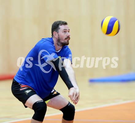 Volleyball. Aich/Dob. Training. Stephan NASH. Bleiburg, 18.8.2014.
Foto: Kuess
---
pressefotos, pressefotografie, kuess, qs, qspictures, sport, bild, bilder, bilddatenbank