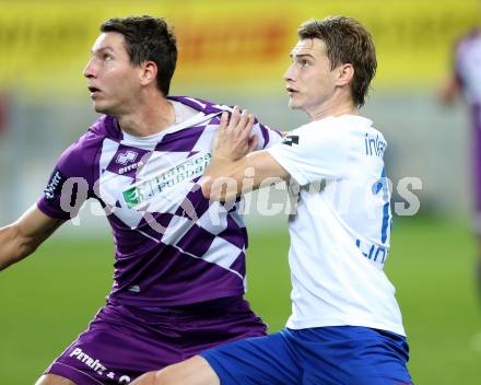 Fussball Regionalliga. SK Austria Klagenfurt gegen BW Linz. Bernd Kager, (Austria Klagenfurt) Radek Gulajev (Linz). Klagenfurt, am 17.10.2014.
Foto: Kuess
---
pressefotos, pressefotografie, kuess, qs, qspictures, sport, bild, bilder, bilddatenbank