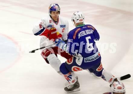 EBEL. Eishockey Bundesliga. EC VSV gegen Red Bull Salzburg. Gerhard Unterluggauer,  (VSV), Matthias Trattnig (Salzburg). Villach, am 21.11.2014.
Foto: Kuess 


---
pressefotos, pressefotografie, kuess, qs, qspictures, sport, bild, bilder, bilddatenbank