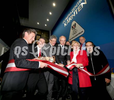 Eroeffnung Olympiazentrum Kaernten. Landessportdirektor Arno Arthofer, Karl Schnabl, Landeshauptmann Peter Kaiser, Karl Stoss,  Vizebuergermeisterin Luise Matiaschitz. Klagenfurt, am 1.12.2014.
Foto: Kuess
---
pressefotos, pressefotografie, kuess, qs, qspictures, sport, bild, bilder, bilddatenbank