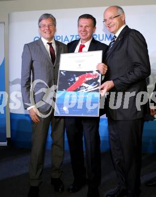 Eroeffnung Olympiazentrum Kaernten. Landeshauptmann Peter Kaiser, Karl Schnabl, Karl Stoss. Klagenfurt, am 1.12.2014.
Foto: Kuess
---
pressefotos, pressefotografie, kuess, qs, qspictures, sport, bild, bilder, bilddatenbank