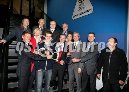 Eroeffnung Olympiazentrum Kaernten. Gert Unterkofler (Sportpark), Sportstadtrat Juergen Pfeiler, Karl Stoss, Landessportdirektor Arno Arthofer, Vizebuergermeisterin Luise Matiaschitz, Markus Salcher, Karl Schnabl, Nadine Weratschnig, Landeshauptmann Peter Kaiser, Daniel Greiner (Sportpark). Klagenfurt, am 1.12.2014.
Foto: Kuess
---
pressefotos, pressefotografie, kuess, qs, qspictures, sport, bild, bilder, bilddatenbank