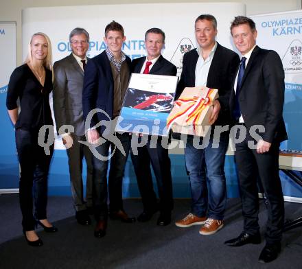 Eroeffnung Olympiazentrum Kaernten. Jasmin Ouschan, Landeshauptmann Peter Kaiser, Thomas Morgenstern, Karl Schnabl, Fritz Strobl, Landessportdirektor Arno Arthofer. Klagenfurt, am 1.12.2014.
Foto: Kuess
---
pressefotos, pressefotografie, kuess, qs, qspictures, sport, bild, bilder, bilddatenbank