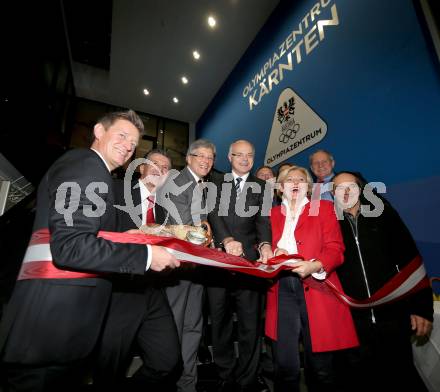 Eroeffnung Olympiazentrum Kaernten. Landessportdirektor Arno Arthofer, Karl Schnabl, Landeshauptmann Peter Kaiser, Karl Stoss,  Vizebuergermeisterin Luise Matiaschitz. Klagenfurt, am 1.12.2014.
Foto: Kuess
---
pressefotos, pressefotografie, kuess, qs, qspictures, sport, bild, bilder, bilddatenbank