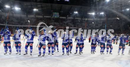 EBEL. Eishockey Bundesliga. Freiluftderby KAC gegen VSV. Jubel VSV. Klagenfurt, Woerthersee Stadion, am 3.1.2015.
Foto: Kuess
---
pressefotos, pressefotografie, kuess, qs, qspictures, sport, bild, bilder, bilddatenbank