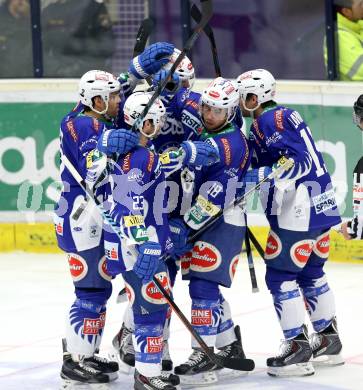 EBEL. Eishockey Bundesliga. EC VSV gegen EC Red Bull Salzburg. Torjubel John Lammers, Darren Haydar, Jason Krog, Mario Altmann, Cole Jarrett (VSV). Villach, am 9.1.2015.
Foto: Kuess 


---
pressefotos, pressefotografie, kuess, qs, qspictures, sport, bild, bilder, bilddatenbank