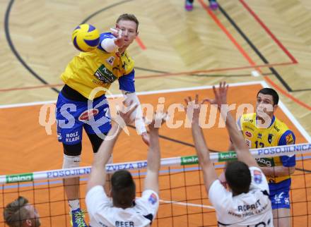 Volleyball. Middle European League. MEVZA. SK Posojilnica Aich/Dob gegen Hypo Tirol VT. Stanislaw Wawrzynczyk (Aich/Dob). Bleiburg, 15.3.2015
Foto: Kuess

---
pressefotos, pressefotografie, kuess, qs, qspictures, sport, bild, bilder, bilddatenbank