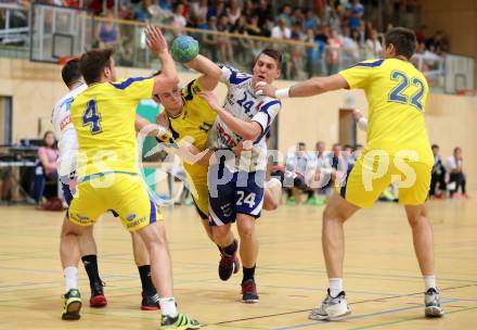Handball Bundesliga. Aufstiegs Play Off. Halbfinale. SC Ferlach gegen UHC Erste Bank Hollabrunn. Mladan Jovanovic, (SCF), Philipp Biber, Milan Ivanovic  (Hollabrunn). Ferlach, am 11.5.2015.
Foto: Kuess
---
pressefotos, pressefotografie, kuess, qs, qspictures, sport, bild, bilder, bilddatenbank