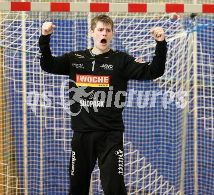 Handball Bundesliga. Aufstiegs Play Off. Halbfinale. SC Ferlach gegen UHC Erste Bank Hollabrunn. Matthias Meleschnig (SCF). Ferlach, am 11.5.2015.
Foto: Kuess
---
pressefotos, pressefotografie, kuess, qs, qspictures, sport, bild, bilder, bilddatenbank