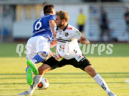 Fussball Testspiel. RZ Pellets WAC gegen Schalke 04. Manuel Weber, (WAC), Sead Kolasinac  (Schalke). Wolfsberg, am 10.7.2015.
Foto: Kuess
---
pressefotos, pressefotografie, kuess, qs, qspictures, sport, bild, bilder, bilddatenbank