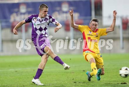 Fussball Sky go Erste Liga. SK Austria Klagenfurt gegen KSV 1919.  Patrik Eler,  (Klagenfurt), Florian Flecker (KSV). Klagenfurt, am 28.8.2015.
Foto: Kuess
---
pressefotos, pressefotografie, kuess, qs, qspictures, sport, bild, bilder, bilddatenbank