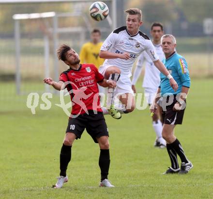 Fussball Kaerntner Liga. Maria Saal gegen Spittal. Zsolt Vari,  (Maria Saal),  Konstantin Kamnig (Spittal). Maria Saal, am 17.10.2015.
Foto: Kuess
---
pressefotos, pressefotografie, kuess, qs, qspictures, sport, bild, bilder, bilddatenbank