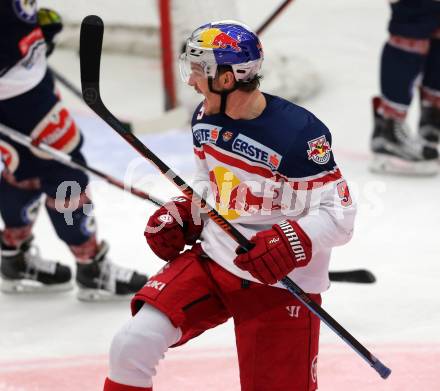 EBEL. Eishockey Bundesliga. EC VSV gegen EC Red Bull Salzburg. Torjubel Alexander Rauchenwald (Salzburg). Villach, am 20.10.2015.
Foto: Kuess 


---
pressefotos, pressefotografie, kuess, qs, qspictures, sport, bild, bilder, bilddatenbank