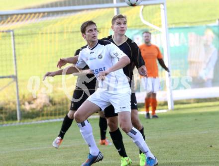 Fussball. Kaerntner Liga. Koettmannsdorf gegen Spittal/Drau. Peter Pucker (Koettmannsdorf), Zeljko Simic (Spittal/Drau), Koettmannsdorf, 31.10.2015.
Foto: Kuess
---
pressefotos, pressefotografie, kuess, qs, qspictures, sport, bild, bilder, bilddatenbank