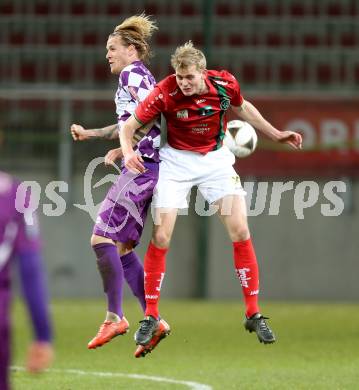 Fussball Sky go Erste Liga. SK Austria Klagenfurt gegen FC Wacker Innsbruck. Dominic Puercher,  (Klagenfurt), Thomas Hirschhofer (Innsbruck). Klagenfurt, am 6.11.2015.
Foto: Kuess
---
pressefotos, pressefotografie, kuess, qs, qspictures, sport, bild, bilder, bilddatenbank