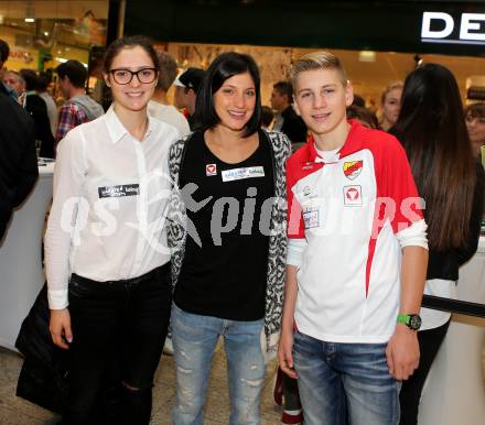 Sportlermeeting. Beatrice Weiss, Lisa Perterer, Rene Hilber. Klagenfurt, 5.11.2015.
Foto: Kuess
---
pressefotos, pressefotografie, kuess, qs, qspictures, sport, bild, bilder, bilddatenbank