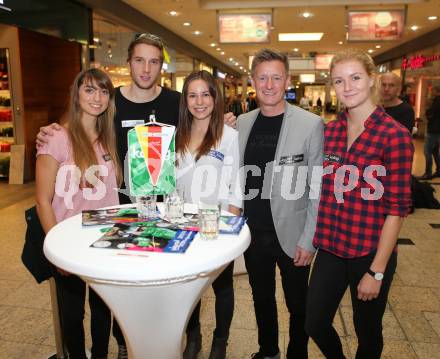 Sportlermeeting. Nina Weratschnig, Julian Kellerer, Lea Goldberger, Arno Arthofer, Carina Poelzl. Klagenfurt, 5.11.2015.
Foto: Kuess
---
pressefotos, pressefotografie, kuess, qs, qspictures, sport, bild, bilder, bilddatenbank