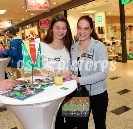 Sportlermeeting. Katharina Egger, Anna Rupp. Klagenfurt, 5.11.2015.
Foto: Kuess
---
pressefotos, pressefotografie, kuess, qs, qspictures, sport, bild, bilder, bilddatenbank