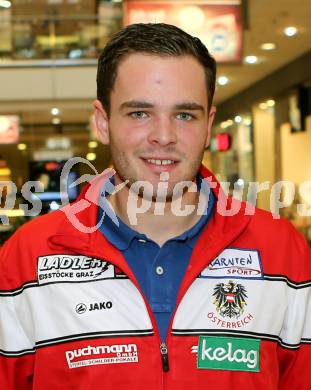 Sportlermeeting. Mario Pichler (Eis Stocksport). Klagenfurt, 5.11.2015.
Foto: Kuess
---
pressefotos, pressefotografie, kuess, qs, qspictures, sport, bild, bilder, bilddatenbank