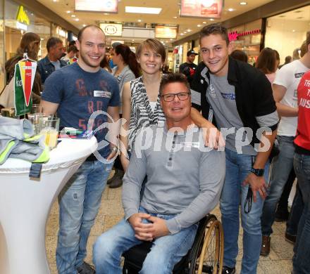 Sportlermeeting. Patrick Valet, Patrizia Pulling, Marcel Pachteu-Petz, Klaus Dolleschal . Klagenfurt, 5.11.2015.
Foto: Kuess
---
pressefotos, pressefotografie, kuess, qs, qspictures, sport, bild, bilder, bilddatenbank