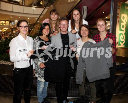 Sportlermeeting. Nina Weratschnig, Lea Goldberger; Beatrice Weiss, Lisa Perterer, Arno Arthofer, Nadine Weratschnig, Carina Poelzl. Klagenfurt, 5.11.2015.
Foto: Kuess
---
pressefotos, pressefotografie, kuess, qs, qspictures, sport, bild, bilder, bilddatenbank