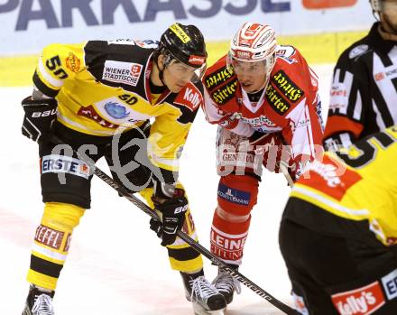 EBEL. Eishockey Bundesliga. KAC gegen 	UPC Vienna Capitals. Oliver Setzinger,  (KAC), Mario Fischer (Caps). Klagenfurt, am 13.12.2015.
Foto: Kuess

---
pressefotos, pressefotografie, kuess, qs, qspictures, sport, bild, bilder, bilddatenbank