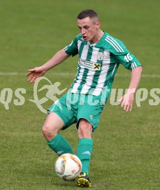 Fussball Unterliga West. Nussdorf gegen Radenthein. Sladjan Djurdjevic  (Radenthein). Nussdorf Debant, am 2.4.2016.
Foto: Kuess
---
pressefotos, pressefotografie, kuess, qs, qspictures, sport, bild, bilder, bilddatenbank