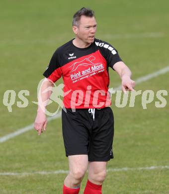 Fussball Unterliga West. Nussdorf gegen Radenthein. Trainer Ibel Alempic (Nussdorf). Nussdorf Debant, am 2.4.2016.
Foto: Kuess
---
pressefotos, pressefotografie, kuess, qs, qspictures, sport, bild, bilder, bilddatenbank