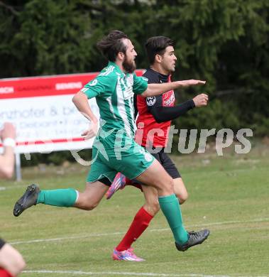 Fussball Unterliga West. Nussdorf gegen Radenthein. Aldamir Araujo Da Silva Filho,  (Nussdorf), Manfred Duller (Radenthein). Nussdorf Debant, am 2.4.2016.
Foto: Kuess
---
pressefotos, pressefotografie, kuess, qs, qspictures, sport, bild, bilder, bilddatenbank