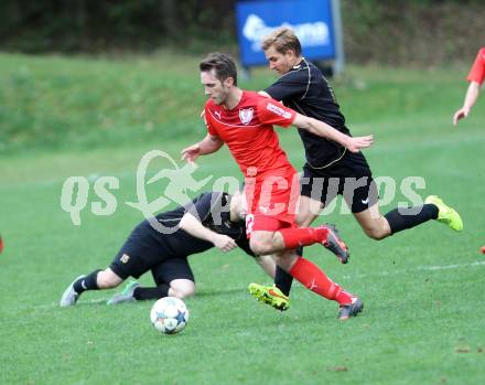Fussball. Kaerntner Liga. Atus Ferlach gegen Koettmannsdorf. Petar Maric (Ferlach), Peter Pucker (Koettmannsdorf). Ferlach, 9.4.2016.
Foto: Kuess
---
pressefotos, pressefotografie, kuess, qs, qspictures, sport, bild, bilder, bilddatenbank