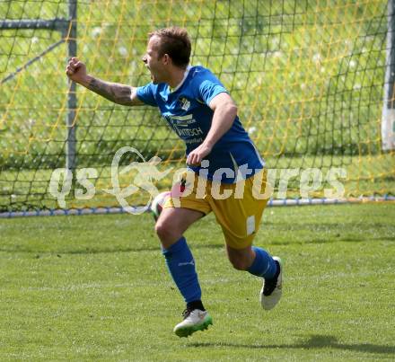 Fussball Kaerntner Liga. Koettmannsdorf gegen Bleiburg. Torjubel Martin Wakonig  (Bleiburg). Koettmannsdorf, am 15.5.2016.
Foto: Kuess
---
pressefotos, pressefotografie, kuess, qs, qspictures, sport, bild, bilder, bilddatenbank