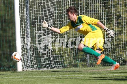 Fussball Unterliga Ost. Ludmannsdorf gegen Poggersdorf. Werner Ambrosch (Poggersdorf). Ludmannsdorf, am 22.5.2016.
Foto: Kuess
---
pressefotos, pressefotografie, kuess, qs, qspictures, sport, bild, bilder, bilddatenbank