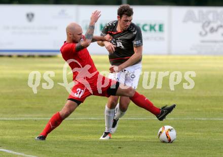 Fussball Kaerntner Liga. ATUS Ferlach gegen Feldkirchen. Stephan Mathias Stueckler, (Ferlach), Christoph Freithofnig (Feldkirchen). Ferlach, am 4.6.2016.
Foto: Kuess
---
pressefotos, pressefotografie, kuess, qs, qspictures, sport, bild, bilder, bilddatenbank