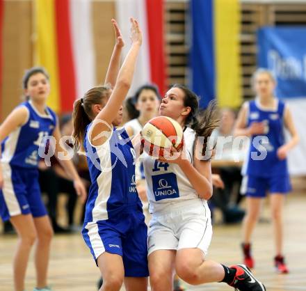 Basketball. Schuelerliga.  NMS Wolfsberg gegen Wien.  Rebecca Wetschnig (Wolfsberg). Villach, 28.4.2016.
Foto: Kuess
---
pressefotos, pressefotografie, kuess, qs, qspictures, sport, bild, bilder, bilddatenbank
