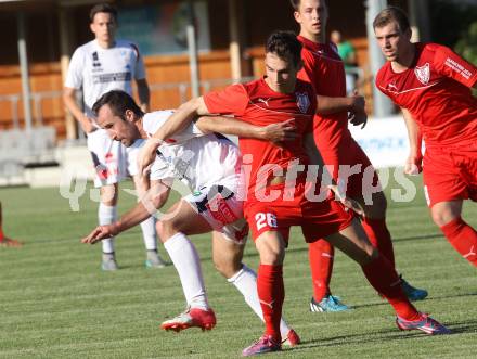 Fussball. Kaerntner Liga. SAK gegen Atus Ferlach. Ervin Kalender (SAK), Martin Sustersic (Ferlach). Klagenfurt, 10.6.2016.
Foto: Kuess 
---
pressefotos, pressefotografie, kuess, qs, qspictures, sport, bild, bilder, bilddatenbank