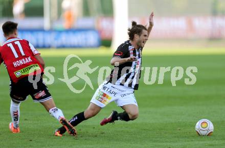 Fussball tipico Bundesliga. RZ Pellets WAC gegen SV Guntamatic Ried.  Thomas Zuendel,  (WAC), Mathias Honsak (Ried). Lavanttal Arena Wolfsberg, am 6.8.2016.
Foto: Kuess
---
pressefotos, pressefotografie, kuess, qs, qspictures, sport, bild, bilder, bilddatenbank