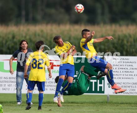 Fussball 1. Klasse C. Liebenfels gegen Donau. Ertuerk Erkara,  (Liebenfels),  Wolfgang Schoenthaler (Donau). Liebenfels, am 20.8.2016.
Foto: Kuess
---
pressefotos, pressefotografie, kuess, qs, qspictures, sport, bild, bilder, bilddatenbank
