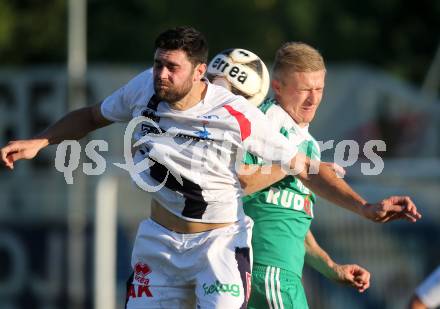 Fussball. Kaerntner Liga. SAK gegen Voelkermarkt. Stephan Buergler (SAK), Daniel Ulrich Primusch (Voelkermarkt). Klagenfurt, 26.8.2016.
Foto: Kuess
---
pressefotos, pressefotografie, kuess, qs, qspictures, sport, bild, bilder, bilddatenbank