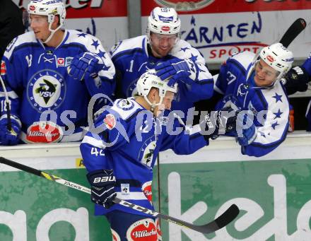 Eishockey Testspiel. VSV gegen Riessersee. Torjubel Florian Kucher, Benjamin Petrik, Berni Schuetzenhofer (VSV). Villach, 26.8.2016.
Foto: Kuess
---
pressefotos, pressefotografie, kuess, qs, qspictures, sport, bild, bilder, bilddatenbank