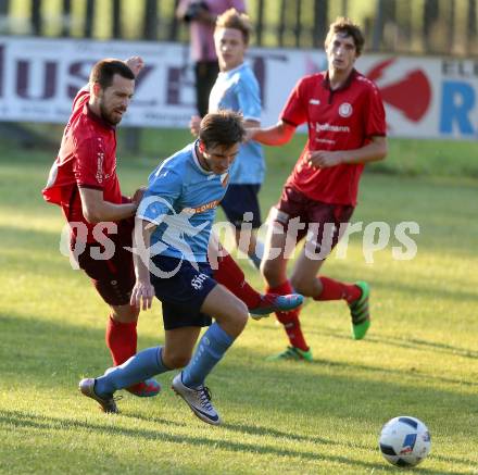 Fussball Kaerntner Liga. Lind gegen Eberstein. Peter Stojanovic, (Lind),  Thomas Rabitsch (Eberstein). Lind im Drautal, am 3.9.2016.
Foto: Kuess
---
pressefotos, pressefotografie, kuess, qs, qspictures, sport, bild, bilder, bilddatenbank