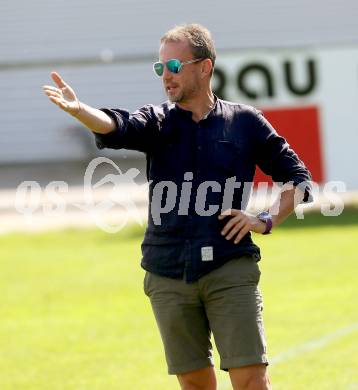 Fussball Kaerntner Liga. Annabichler SV gegen Gmuend. Trainer Dietmar Thuller (ASV). Annabichl, am 4.9.2016.
Foto: Kuess
---
pressefotos, pressefotografie, kuess, qs, qspictures, sport, bild, bilder, bilddatenbank